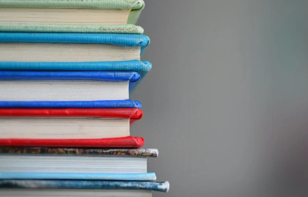 States Implement Free Textbook Scheme for All Primary Students
